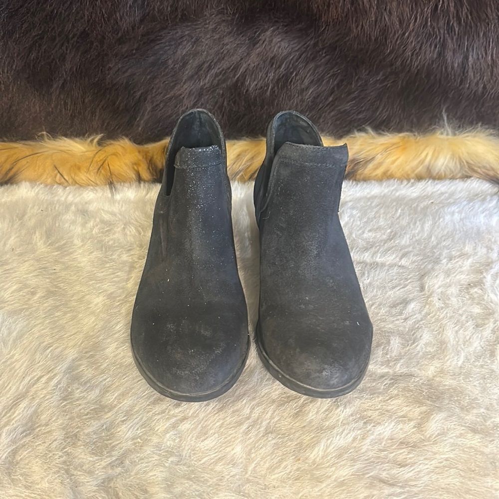 Sorel booties 6.5 (6002)